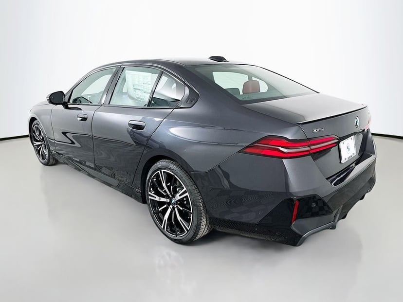 2026 BMW 5 Series - Image 7
