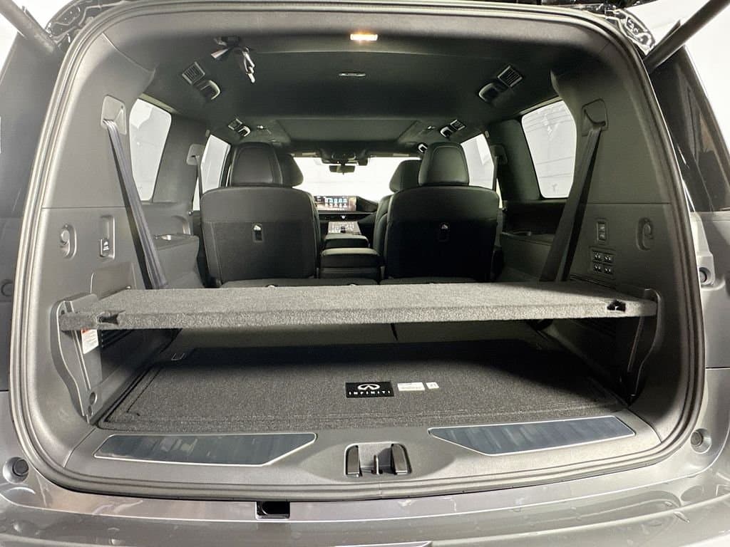 2026 INFINITI QX80 - Image 30