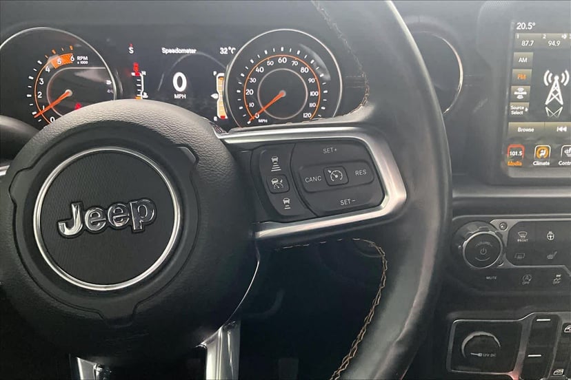 2021 Jeep Wrangler - Image 24