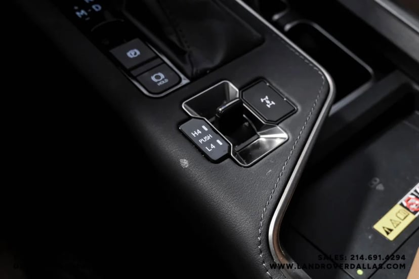 2024 Lexus GX - Image 26
