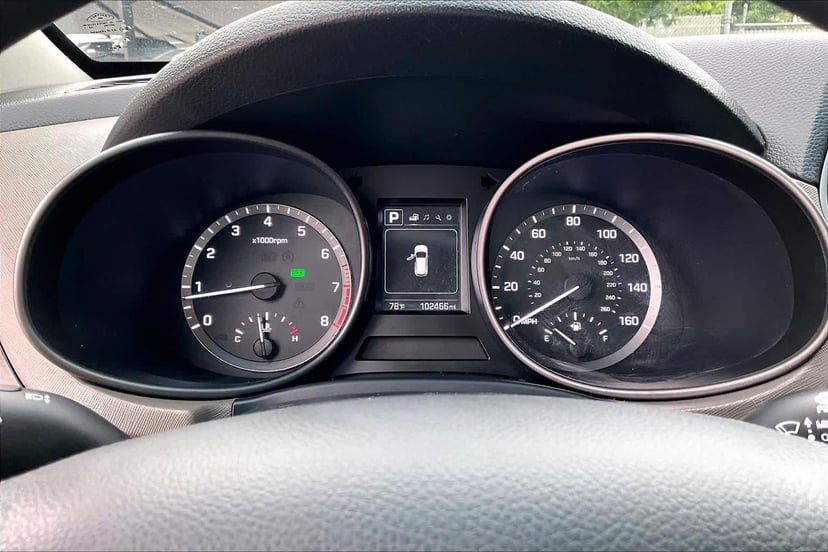 2017 Hyundai Santa Fe Sport - Image 25
