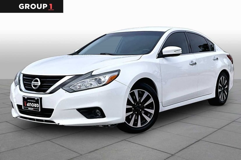 2018 Nissan Altima - Image 2