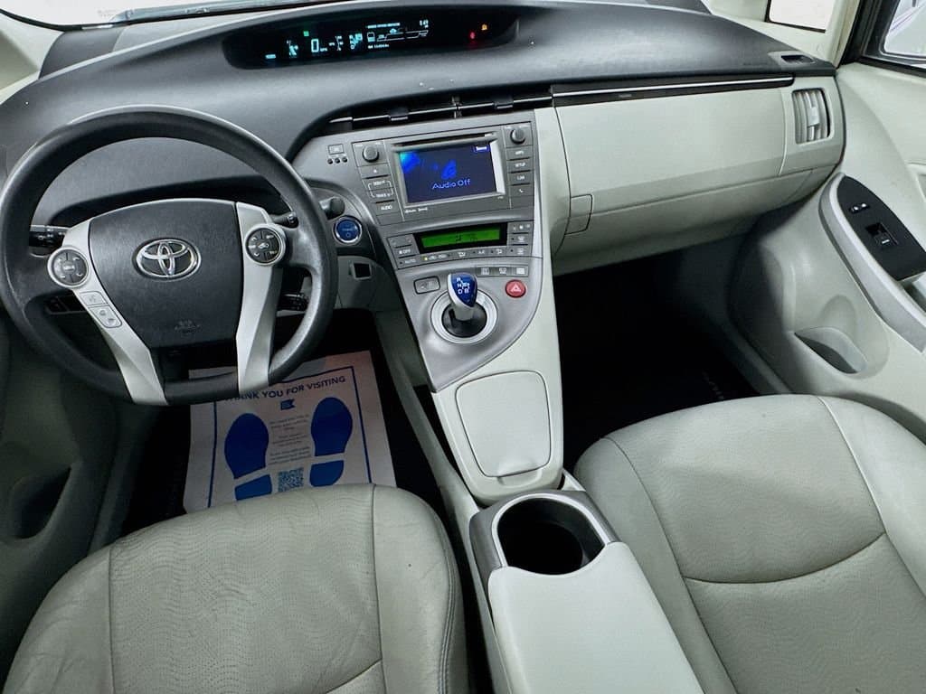 2014 TOYOTA Prius - Image 26