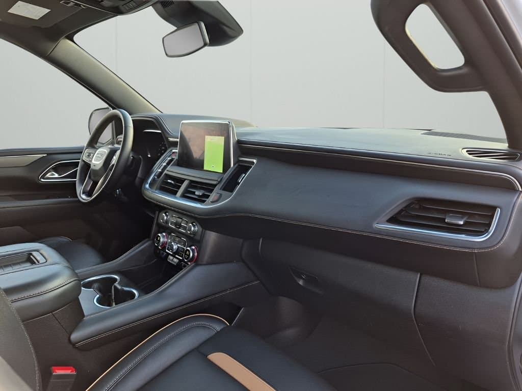 2024 GMC Yukon XL - Image 14