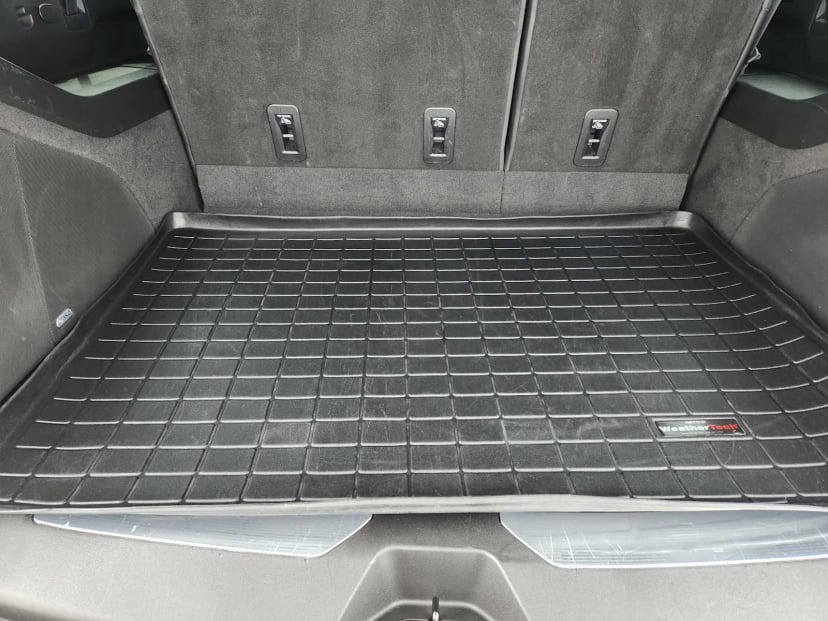 2022 Cadillac Escalade ESV - Image 33