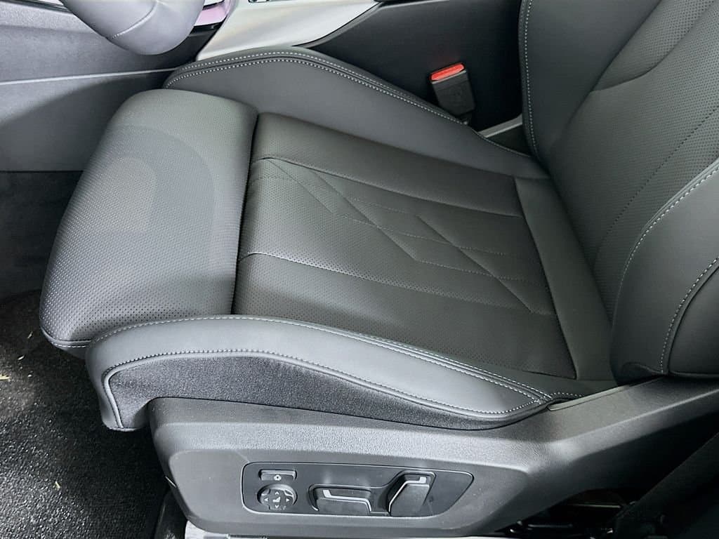 2026 BMW X3 - Image 21