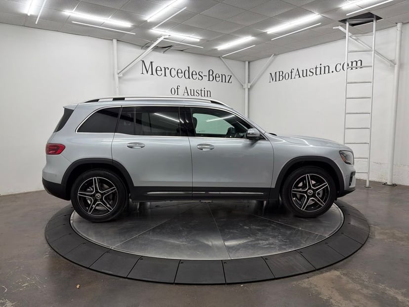 2026 Mercedes-Benz GLB - Image 8