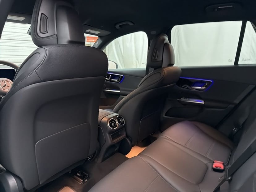 2026 Mercedes-Benz GLC - Image 18