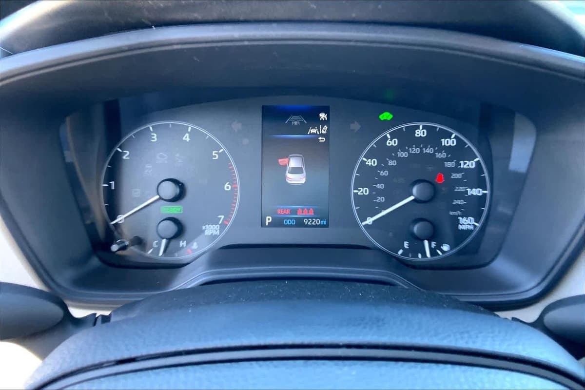 2025 Toyota Corolla - Image 24