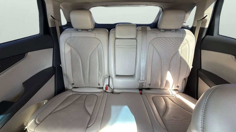 2020 Lincoln Nautilus - Image 26