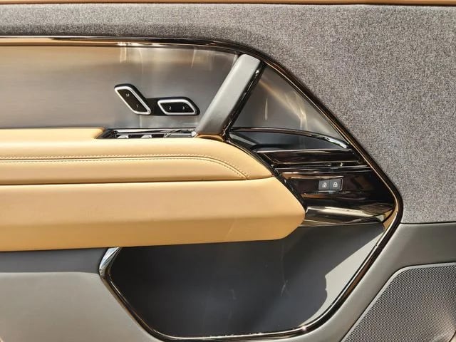2026 Land Rover Range Rover Sport - Image 22