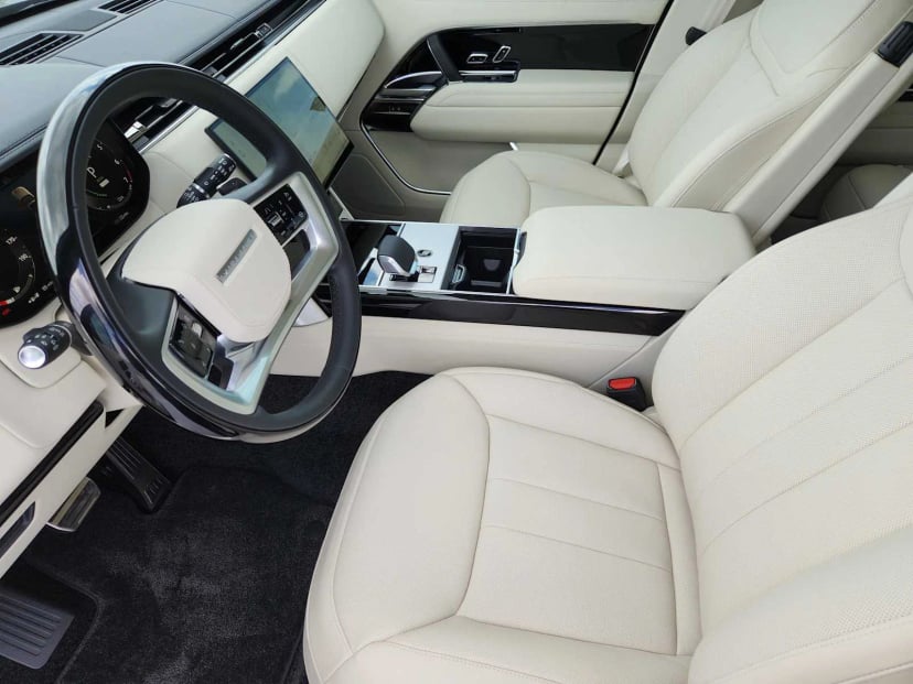2026 LAND ROVER Range Rover - Image 12