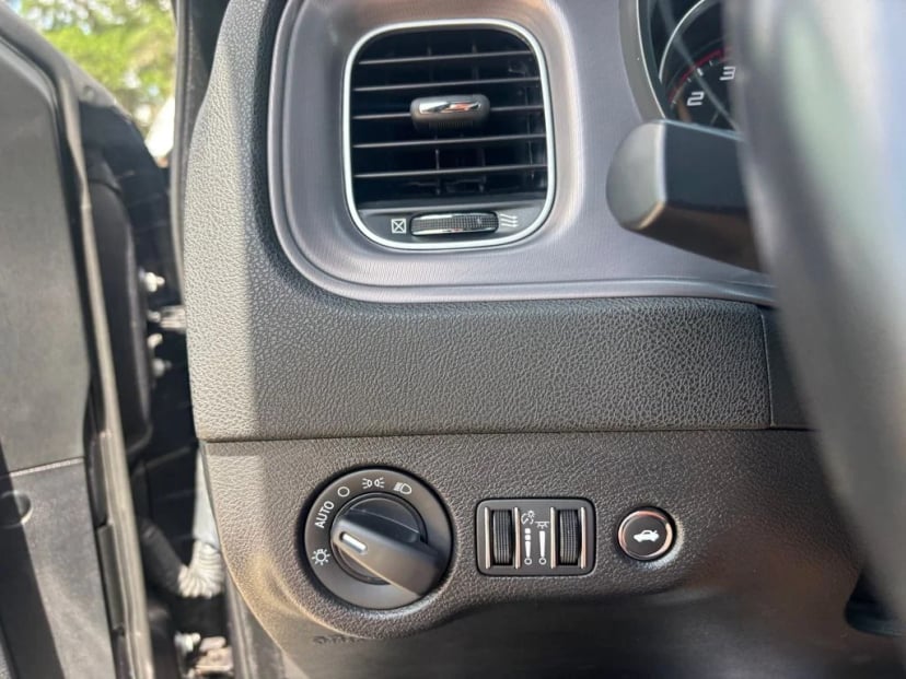 2023 Dodge Charger - Image 20