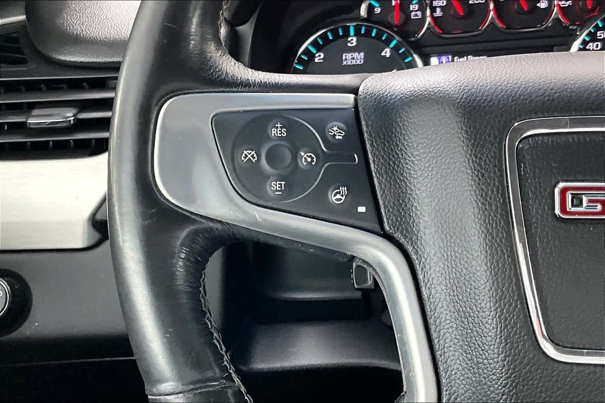 2018 GMC Yukon - Image 24