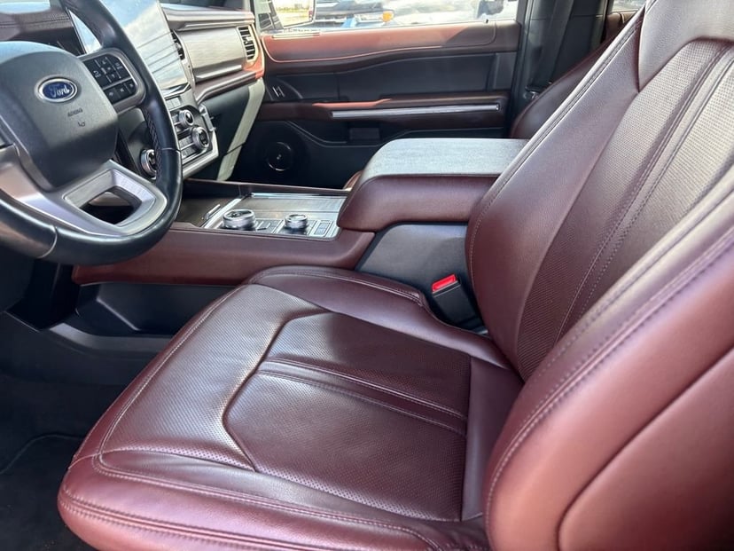 2024 Ford Expedition - Image 8