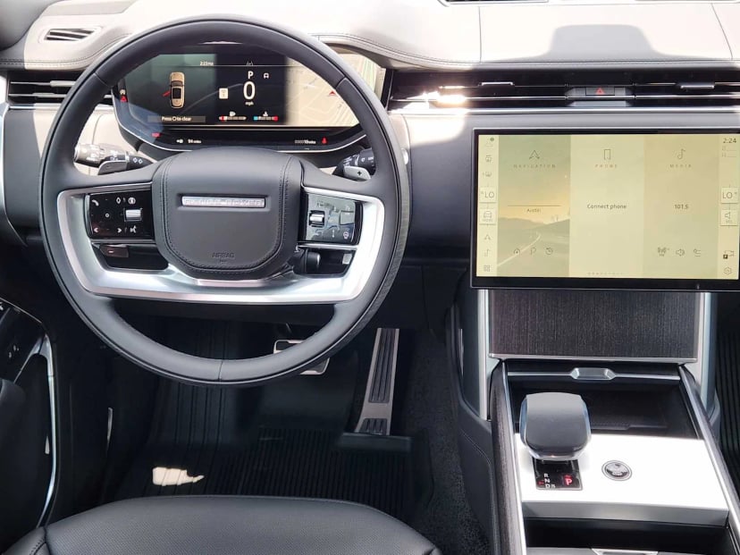 2026 LAND ROVER Range Rover - Image 26