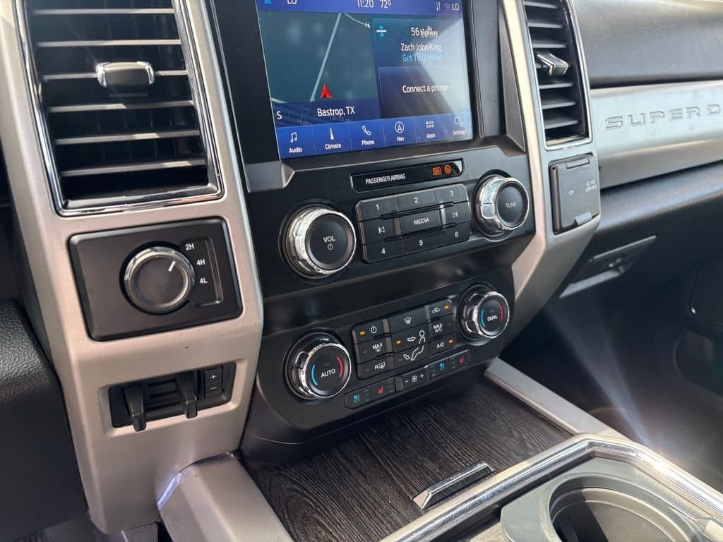 2021 Ford F-350SD - Image 17