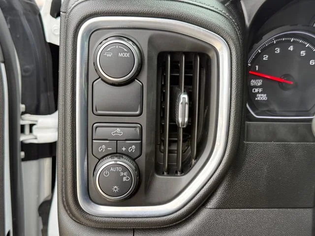 2021 Chevrolet Silverado 1500 - Image 17