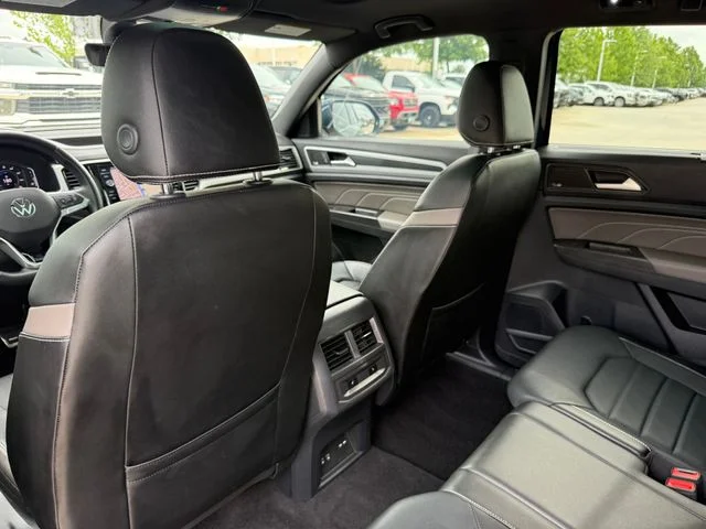 2022 Volkswagen Atlas Cross Sport - Image 22