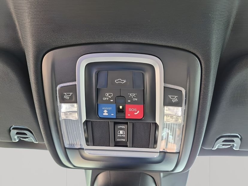 2023 Ram 1500 - Image 41