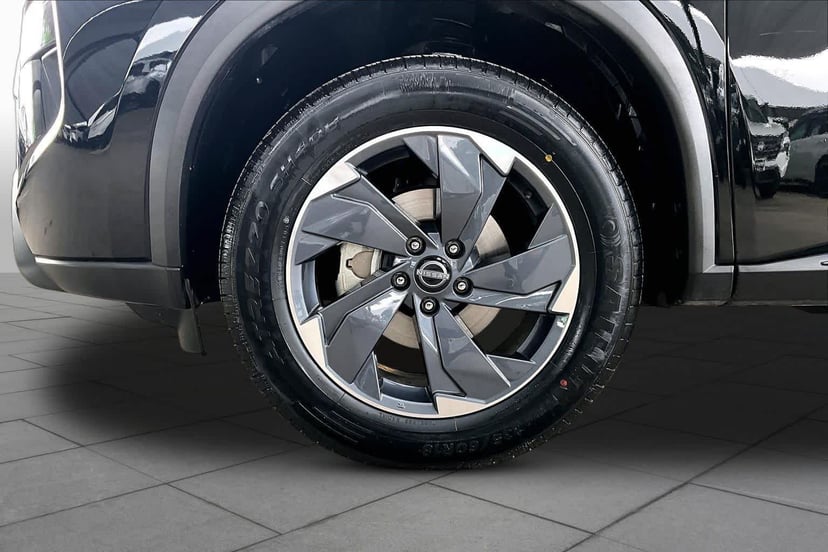 2024 Nissan Rogue - Image 11