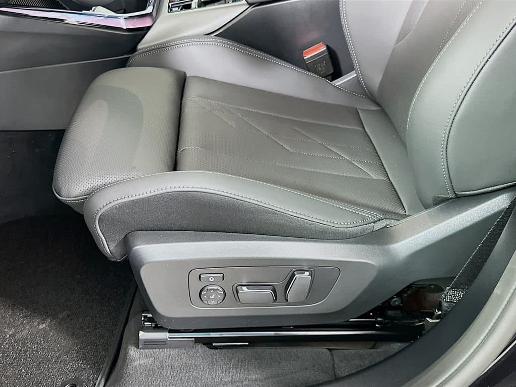 2026 BMW X3 - Image 21