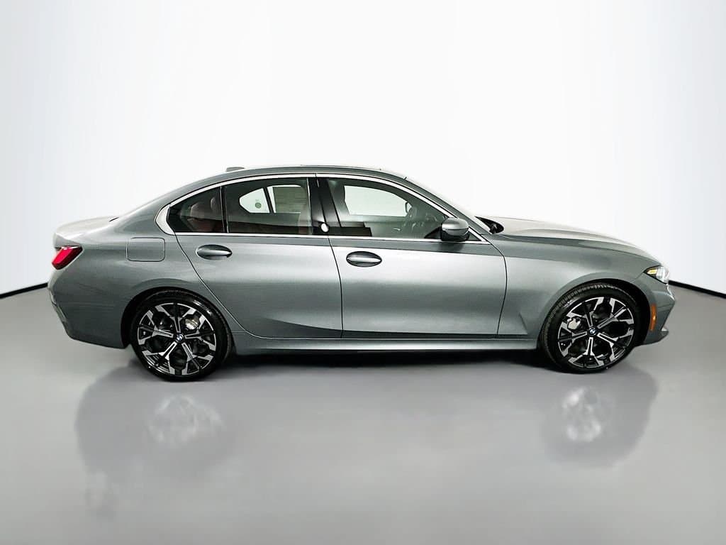 2026 BMW 3 Series - Image 4