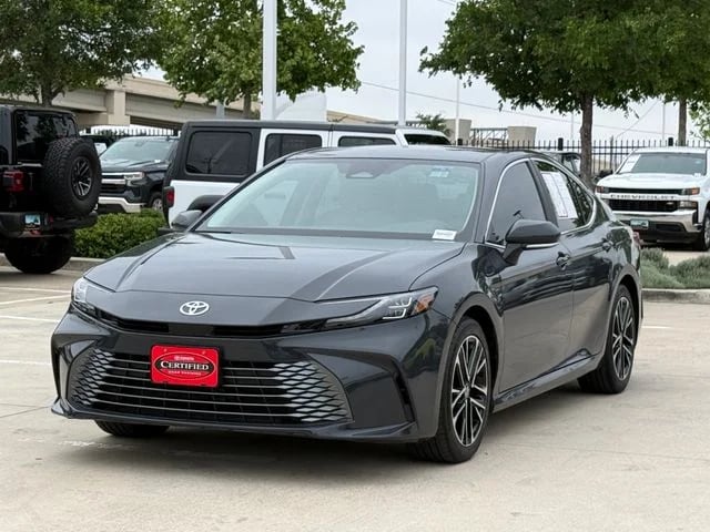 2025 Toyota Camry - Image 8