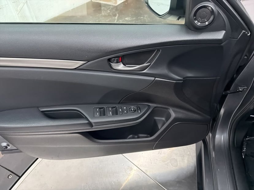 2021 Honda Civic - Image 17