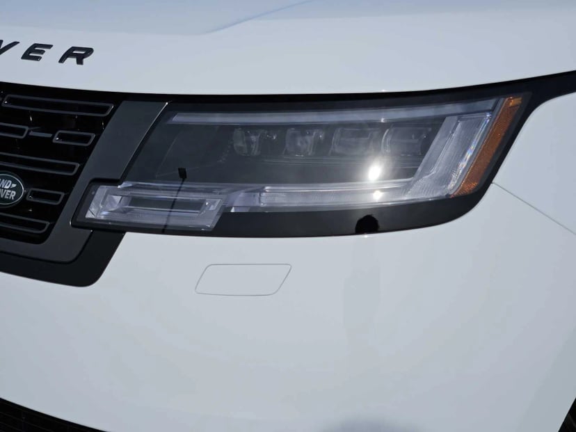 2026 LAND ROVER Range Rover - Image 8