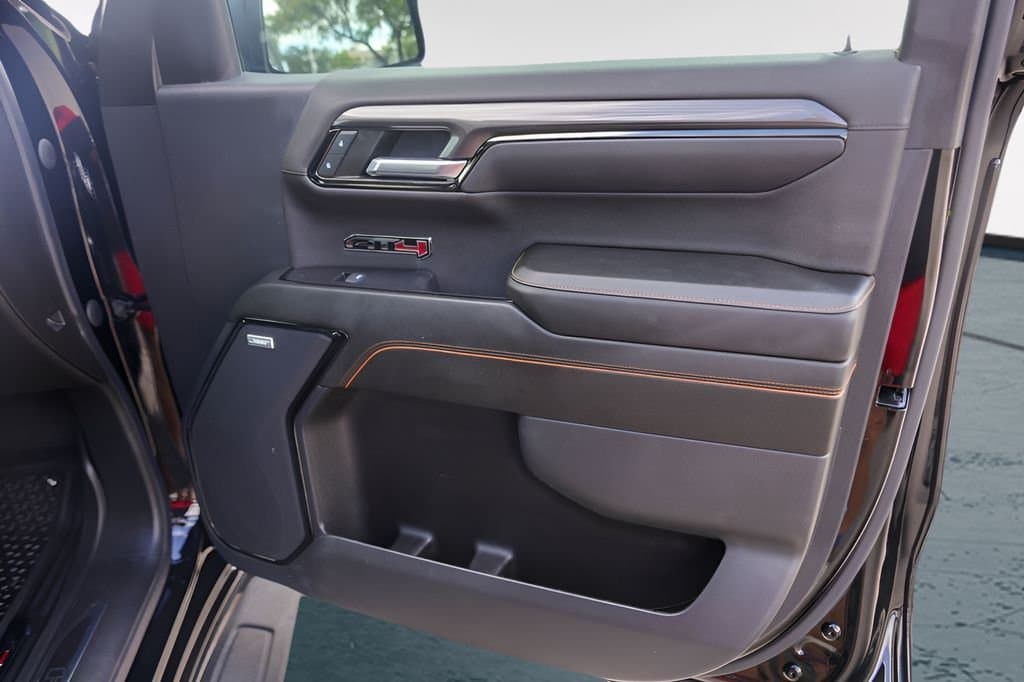 2023 GMC Sierra 1500 - Image 31