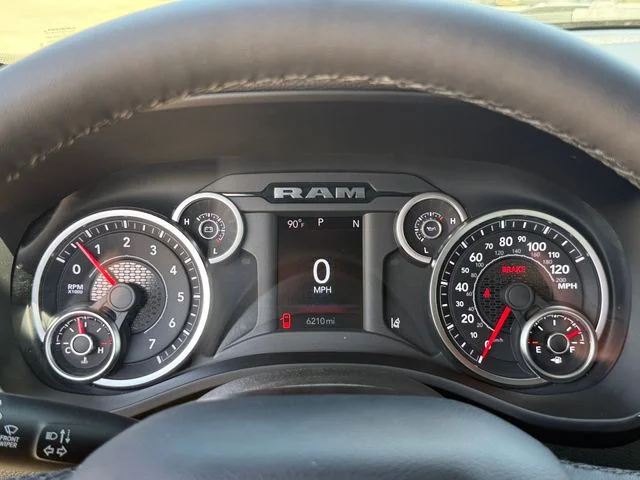 2025 Ram 1500 - Image 20