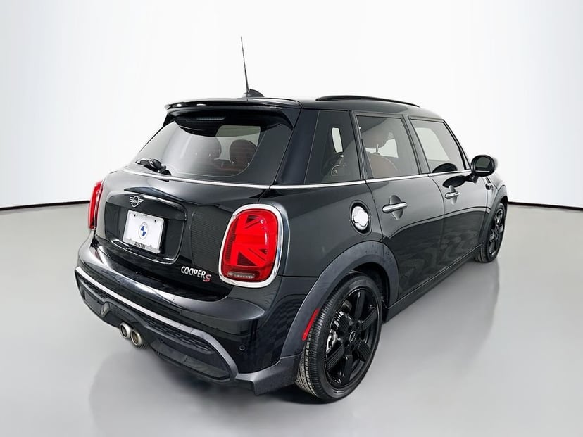 2023 MINI Cooper S - Image 5