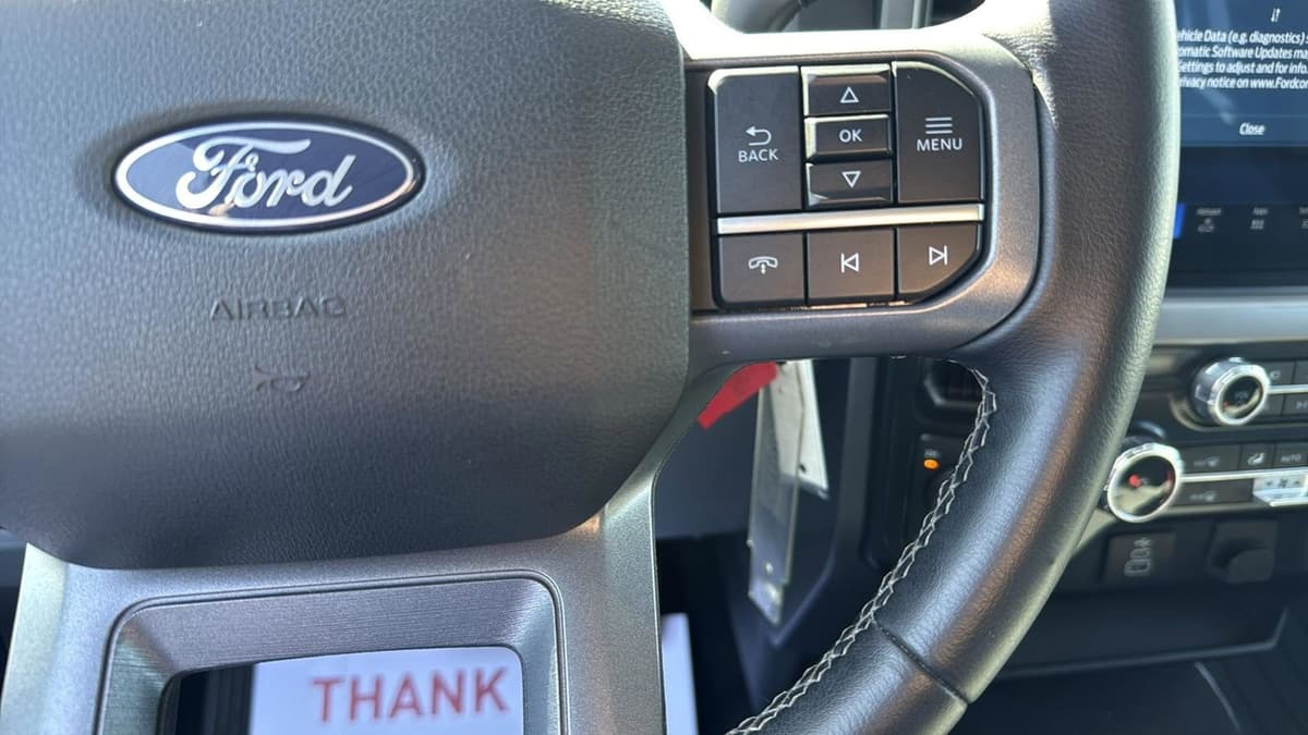 2025 Ford F-150 - Image 17