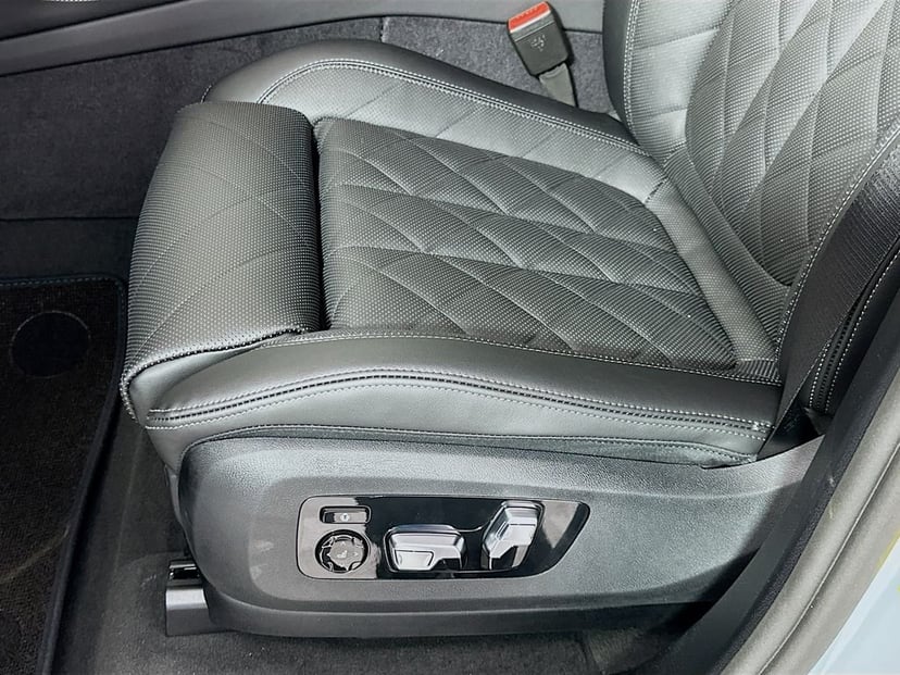 2026 BMW X5 - Image 21