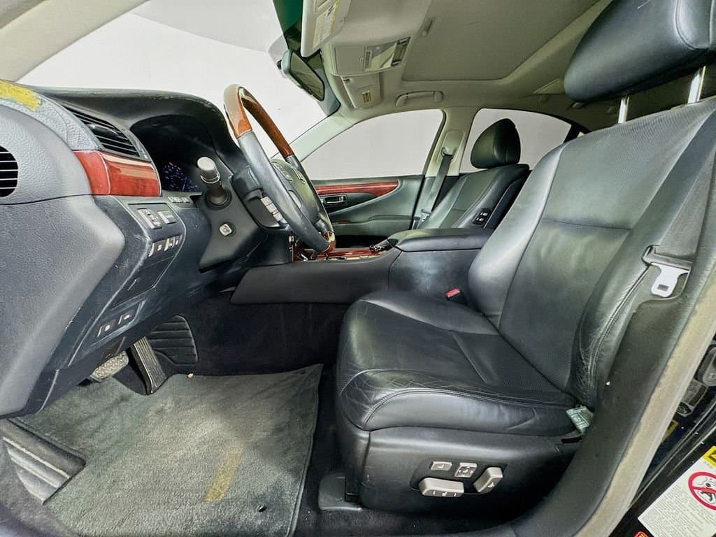 2007 LEXUS LS - Image 26