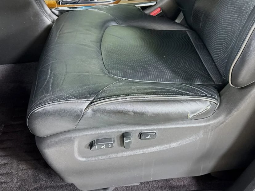 2013 INFINITI QX56 - Image 24