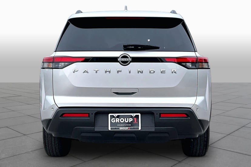 2025 Nissan Pathfinder - Image 5