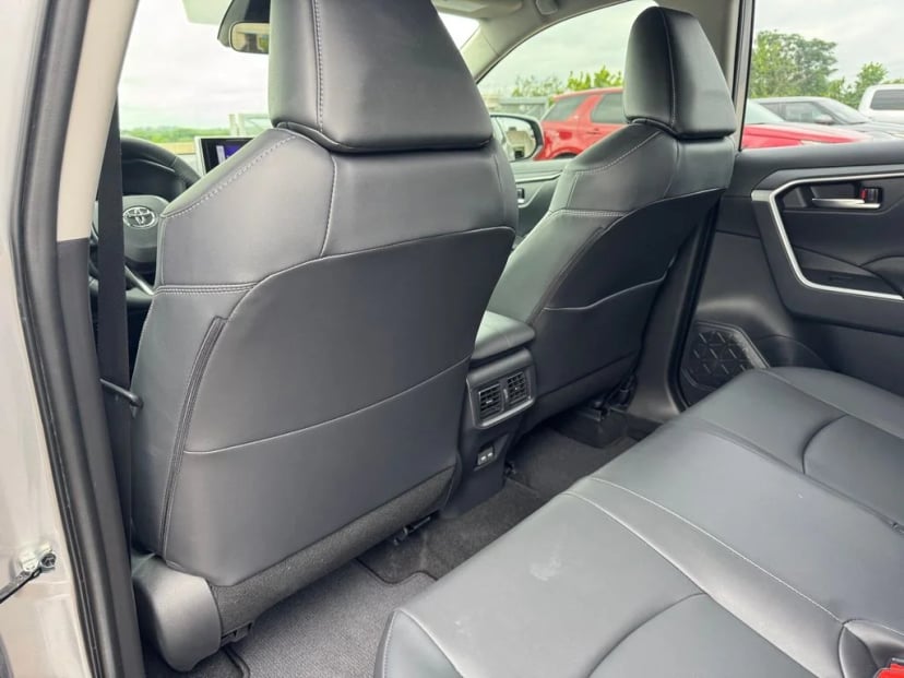 2025 Toyota RAV4 Hybrid - Image 20