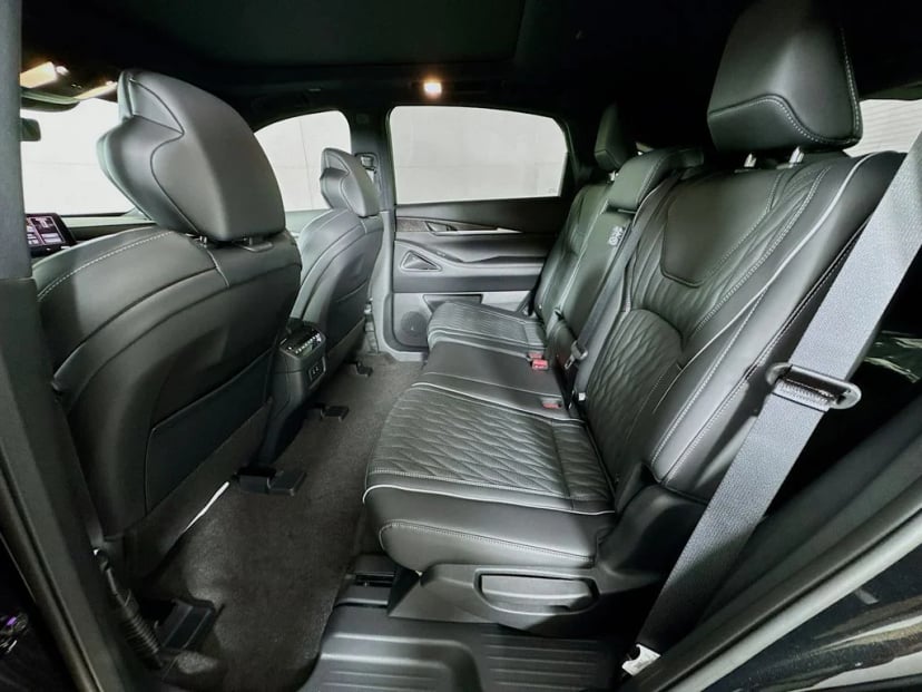 2027 INFINITI QX65 - Image 29