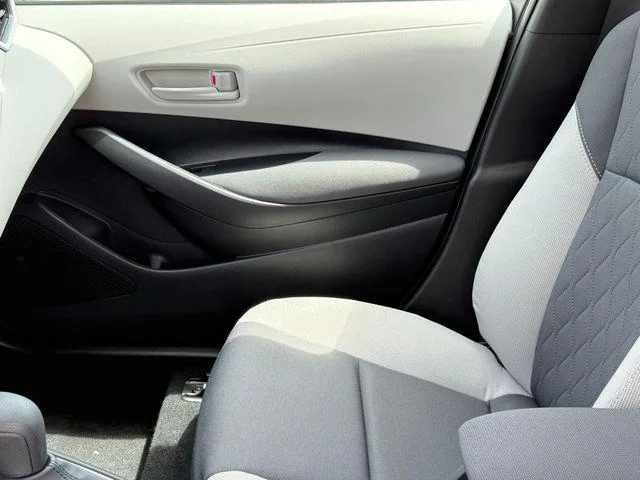 2026 Toyota Corolla - Image 40