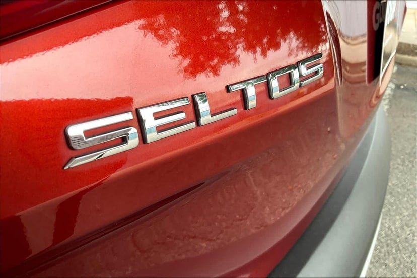 2021 Kia Seltos - Image 10