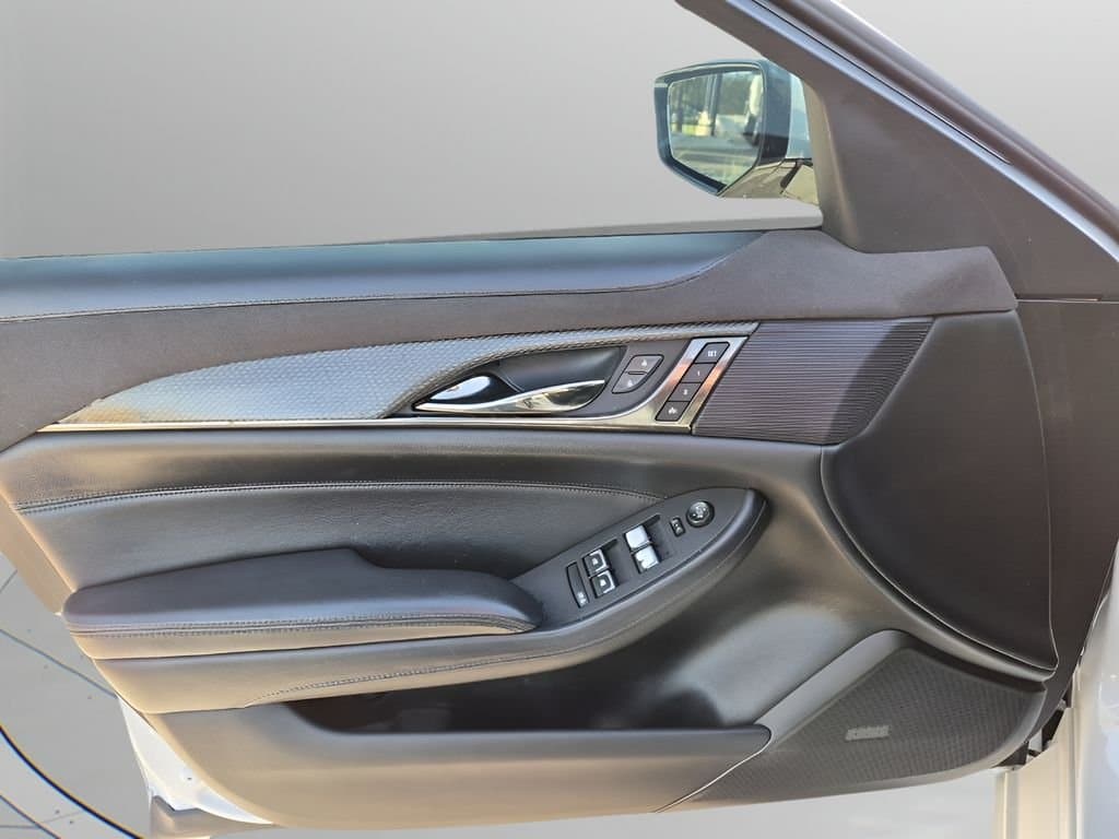 2018 Cadillac CTS-V - Image 26