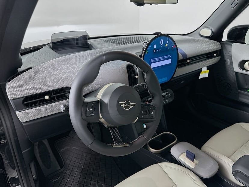2026 MINI 2 Door - Image 9