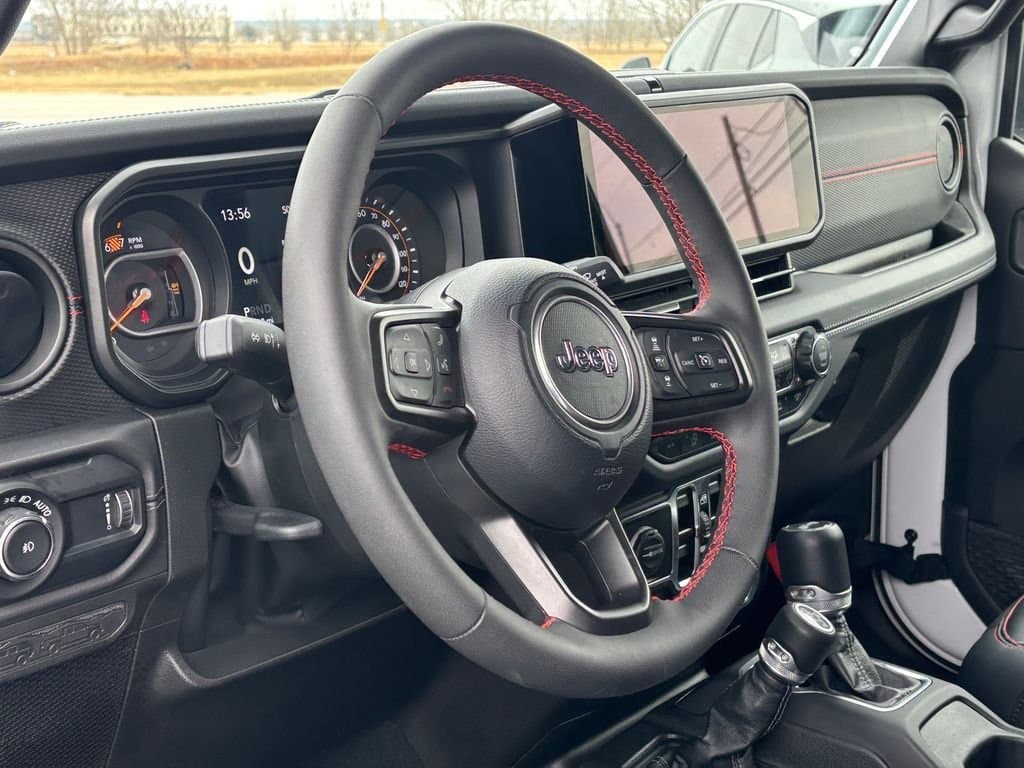 2024 Jeep Wrangler - Image 9