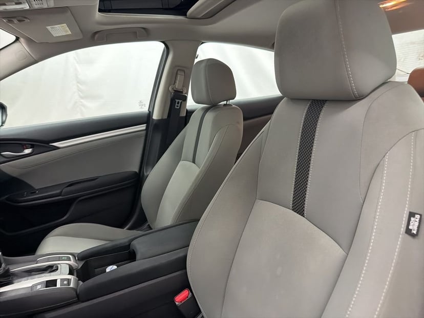 2019 Honda Civic - Image 11