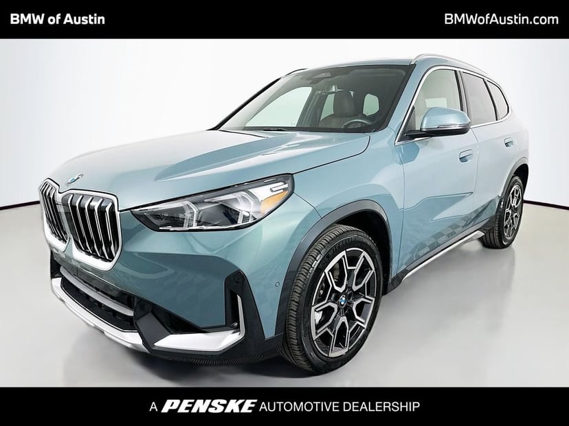 2025 BMW X1 - Image 1