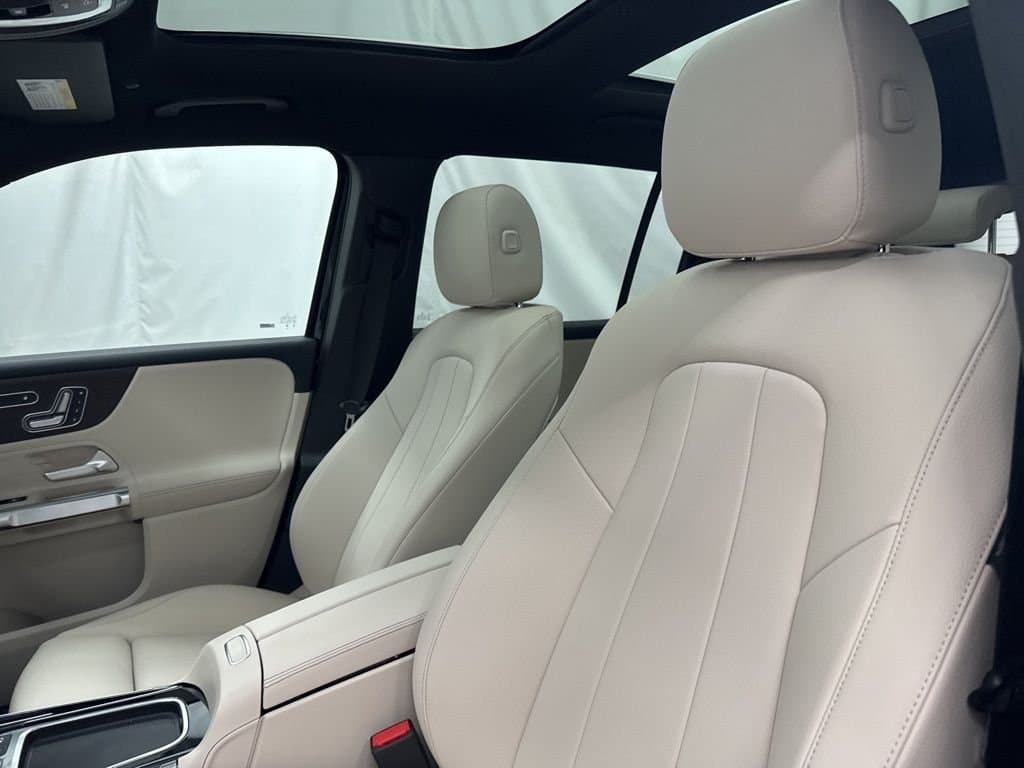 2026 MERCEDES-BENZ GLB - Image 14