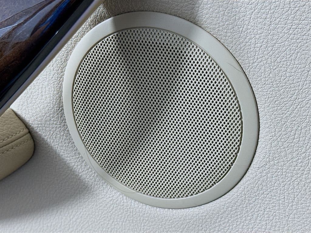 2015 BMW 3 Series - Image 19