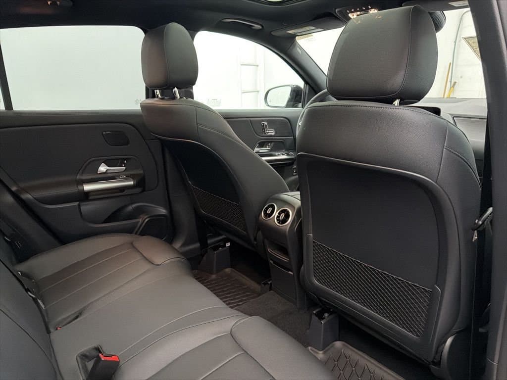 2026 MERCEDES-BENZ GLA - Image 26